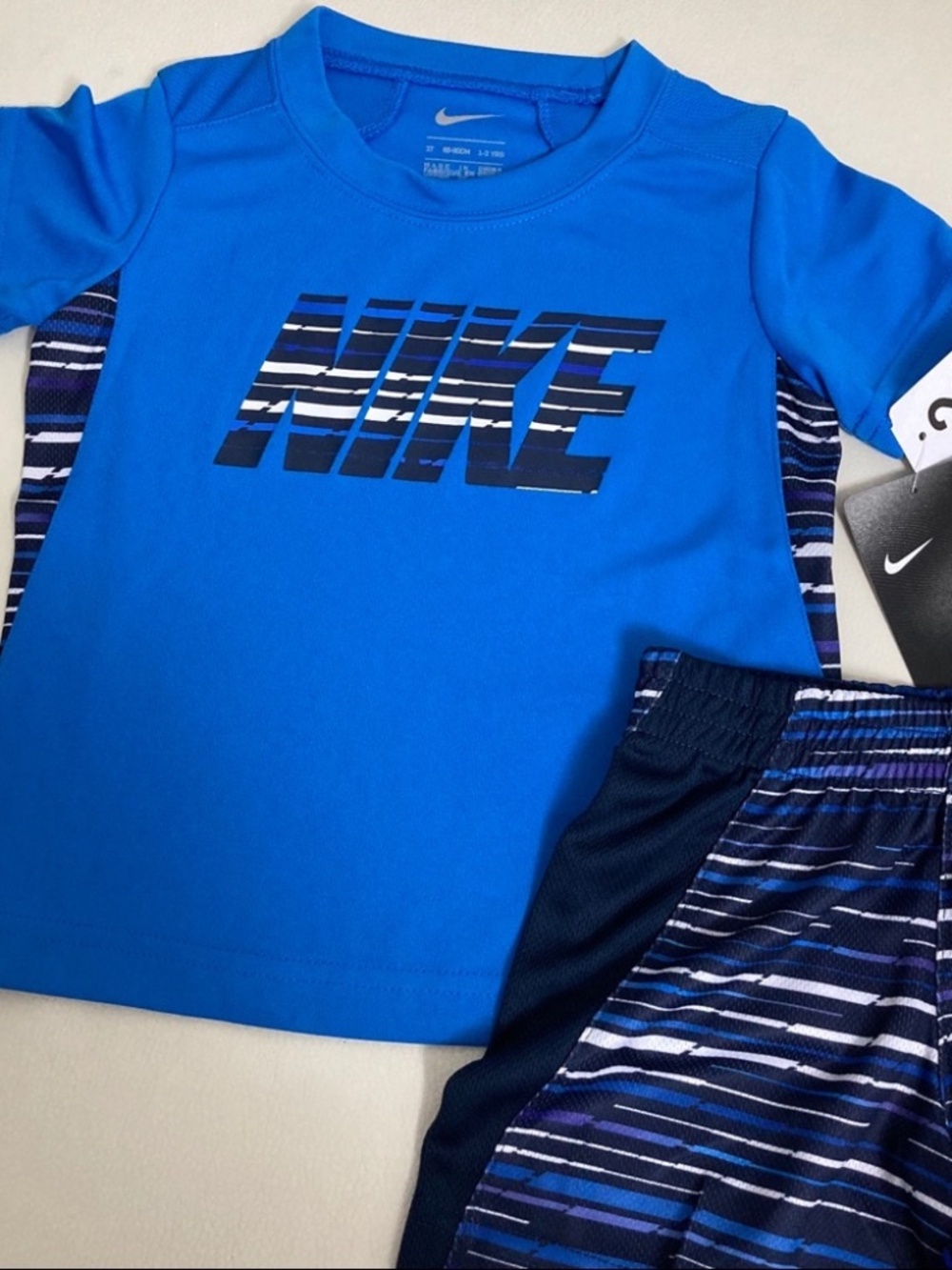 Nike Little boys 2-piece shorts outfit 2076 - Picture 3 of 5